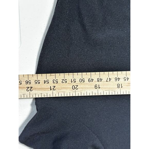 Under Armour Fitted Athletic Shirt. Black, Gray Logo Ladies XL. No Flaws. - Picture 8 of 11